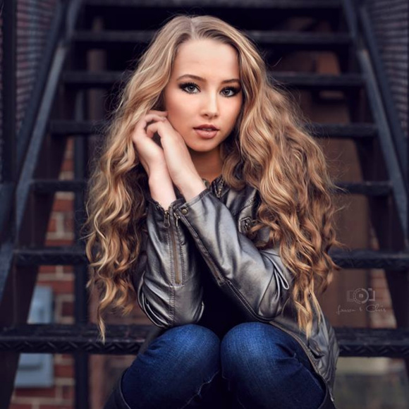 Meet your Posher, Amy - Picture 3 of 8